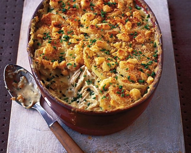 Creamy chicken, chive and mustard gratin