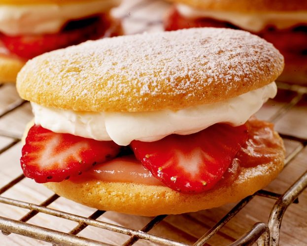 strawberry sponge drops
