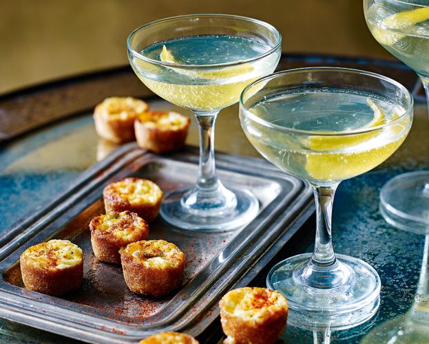 Cheese and onion cups