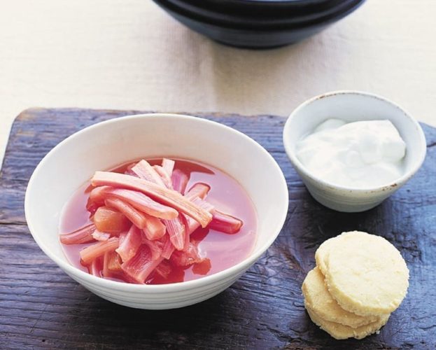 Poached rhubarb with shortbread