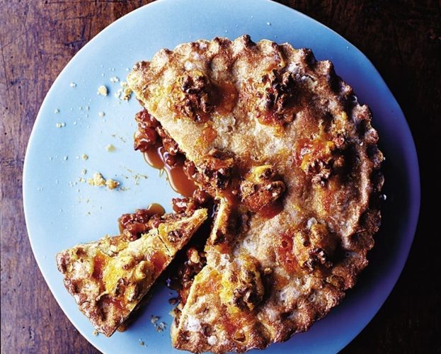 Walnut pie