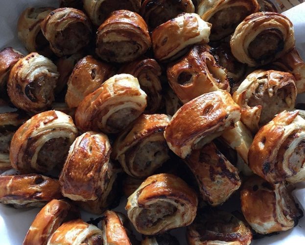 cheese and chutney sausage rolls