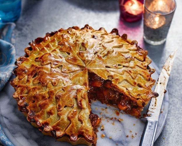 beef shin ragu pie