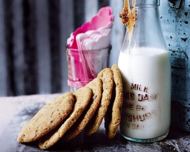 toffee-stuffed chocolate chip cookies