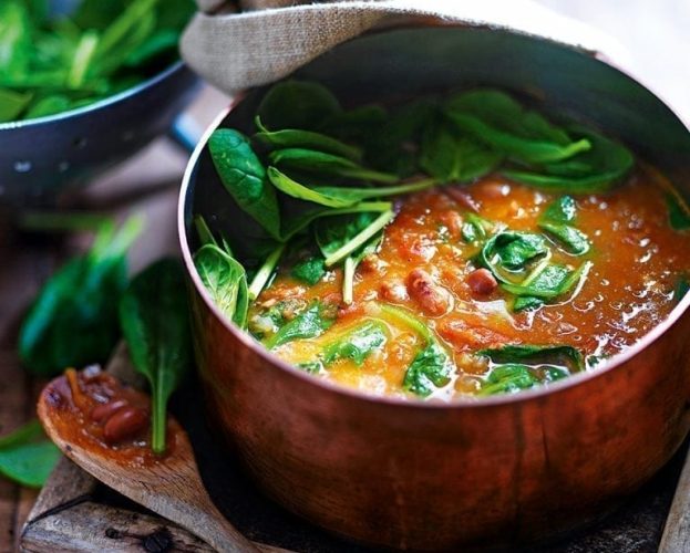Borlotti bean and spinach soup