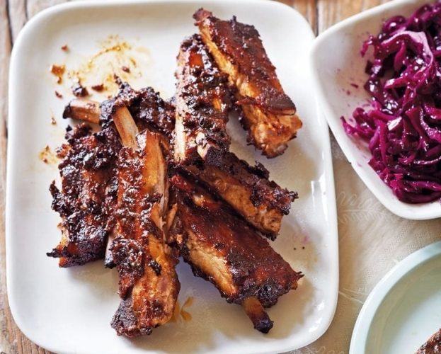 Braised sticky pork ribs