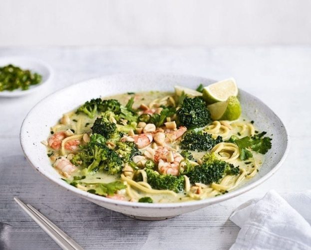 Thai-style prawn and noodle soup