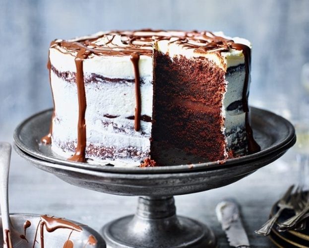 soured cream chocolate cake