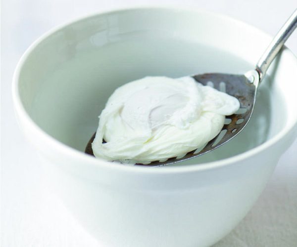 How to poach an egg