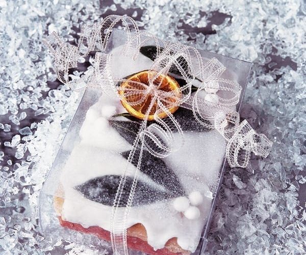 Mini orange madeira cake