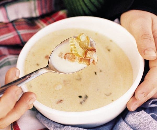 Bacon, potato and sweetcorn soup