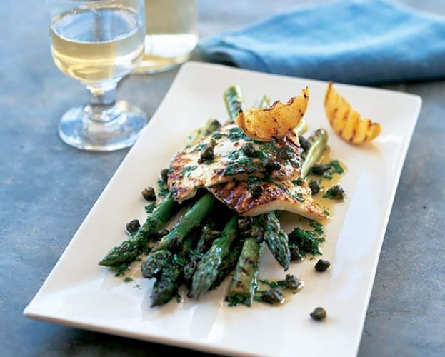 Chargrilled asparagus and halloumi