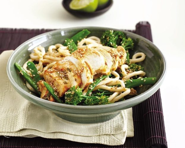 Chilli chicken udon noodles