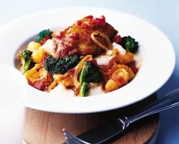 chicken tomato and mozzarella gnocchi