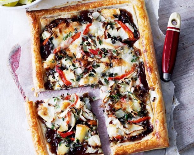 Goat's cheese and red pepper tart