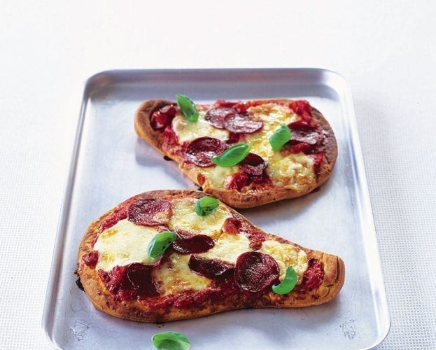 Pizzas made from naans
