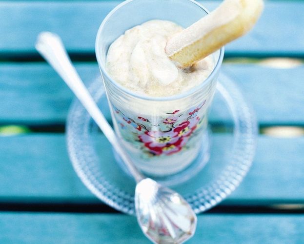 Gooseberry and elderflower fool