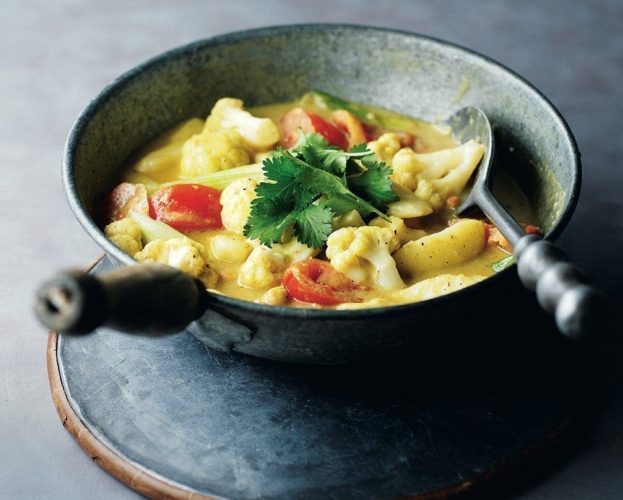 Vegetable curry in a pan