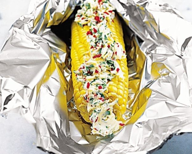 Barbecued corn on the cob