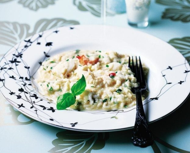 Easy crab risotto on a plate