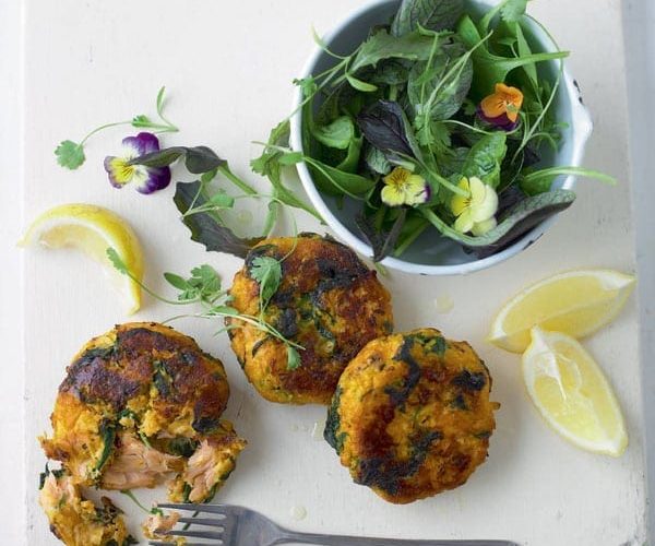 Pepper and dill salmon fishcakes