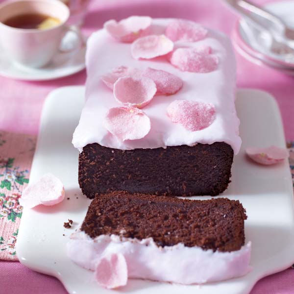 Lisa Faulkner's chocolate loaf cake