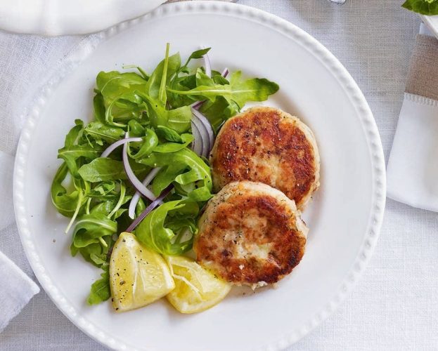 Smoked salmon, prawn and dill fishcakes