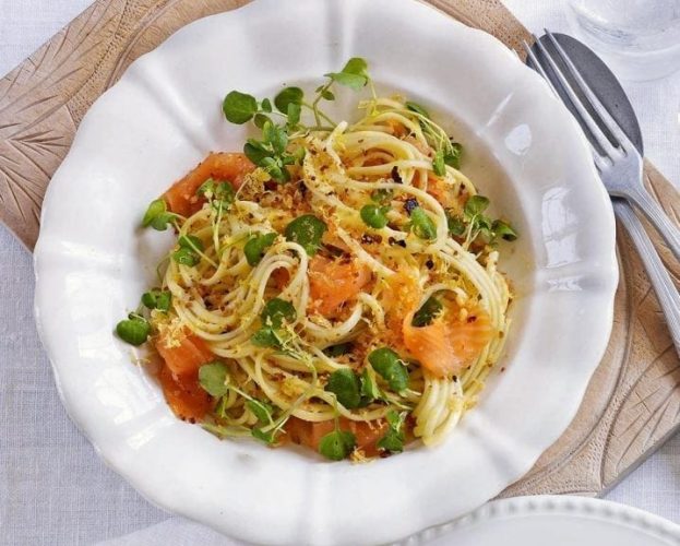 smoked salmon linguine