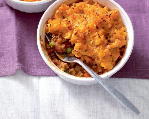 Shepherd's pie with parsnip and carrot topping