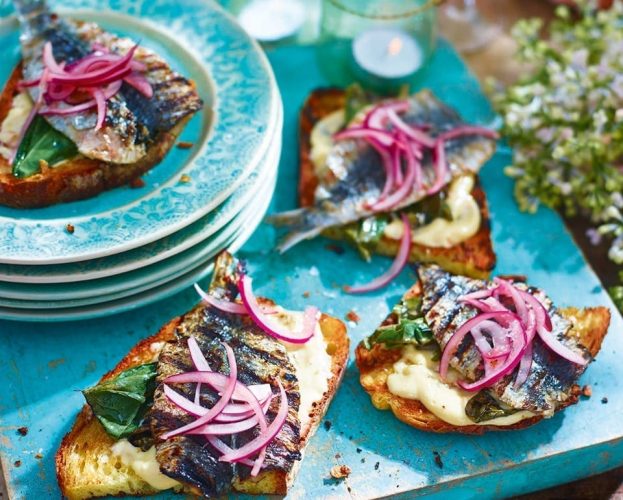 Sardines on toast with sorrel