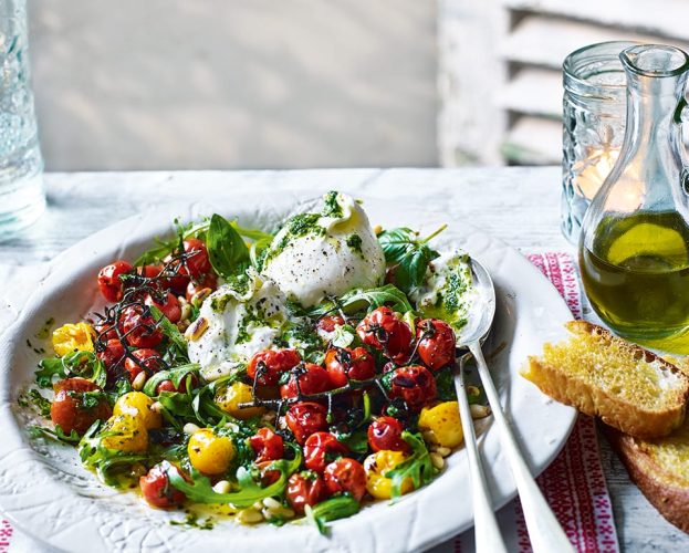tomato burrata salad