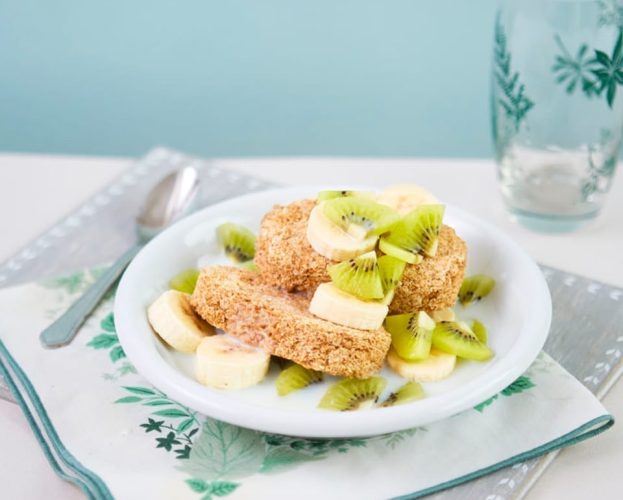 Tropical Oatibix with banana and kiwi