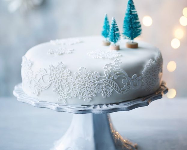 Christmas cake with lace