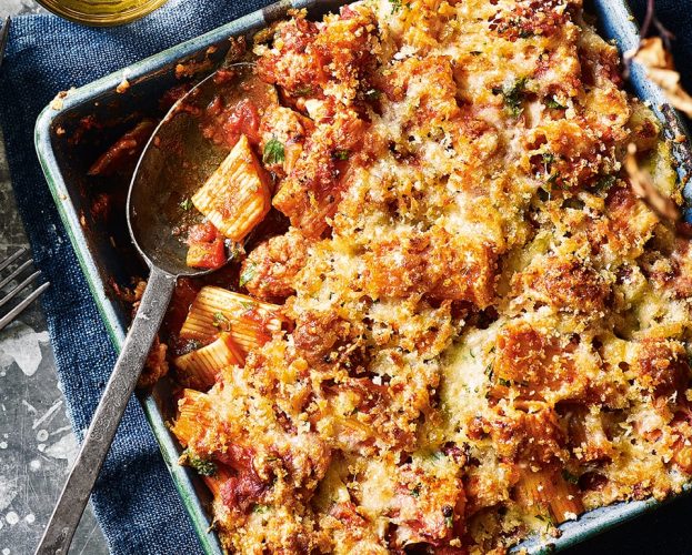 Sausage and fennel pasta bake