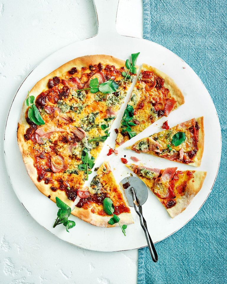 Ploughman's pizza