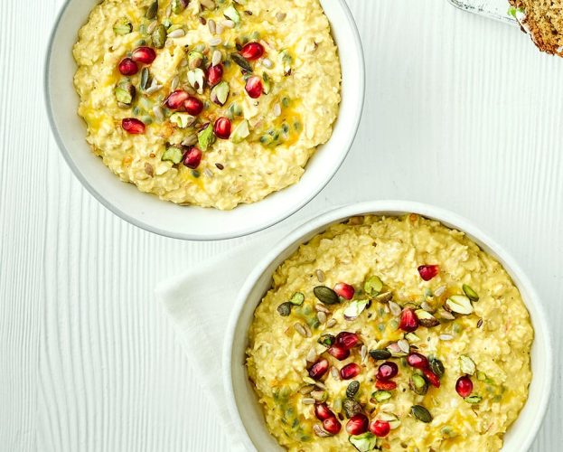 Mango overnight oats