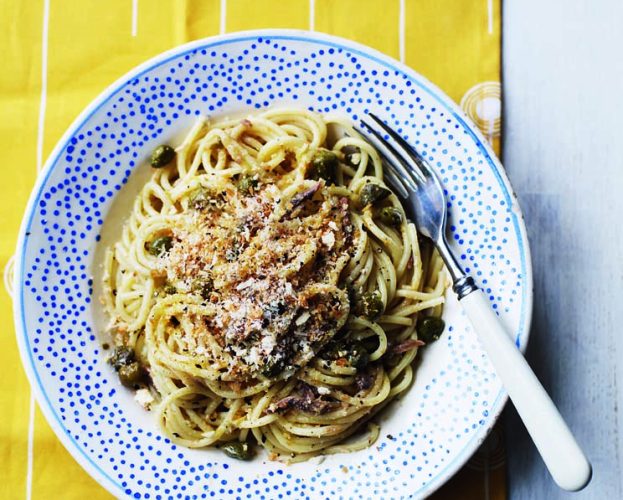 pasta with anchovies and capers