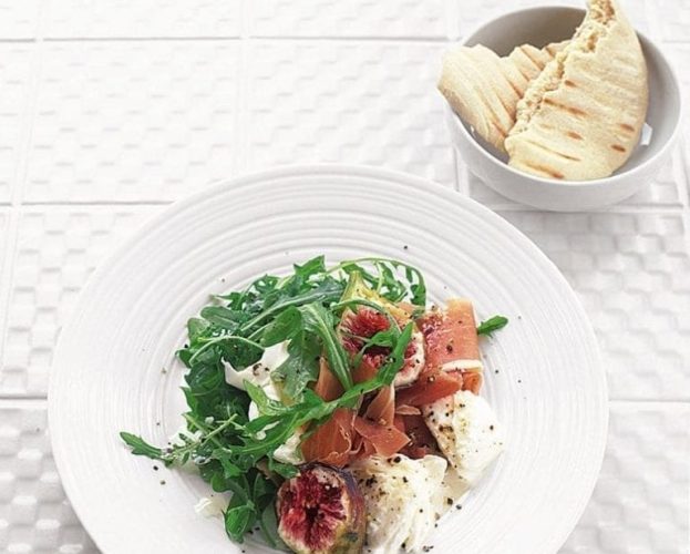 Parma ham, fig and mozzarella salad with warm pitta