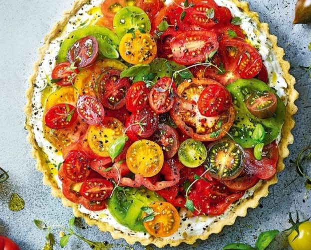 Tomato, thyme and ricotta tart