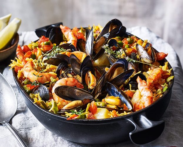 seafood fideuà