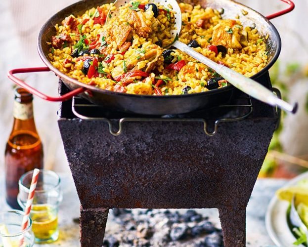 chicken and pepper paella