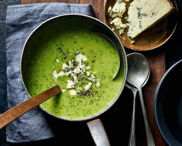 Broccoli stilton soup