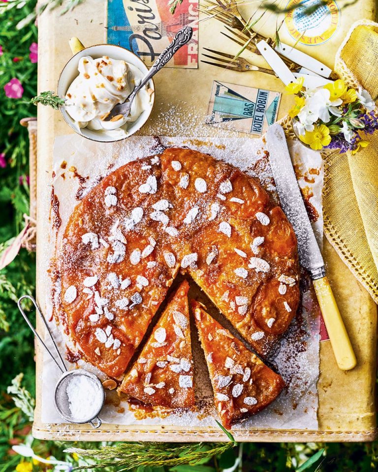 upside-down apricot cake