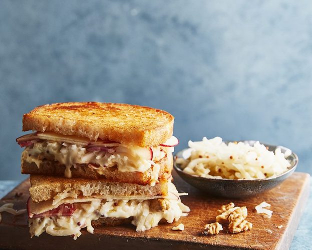 cheese and apple toastie