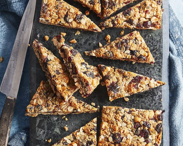 Almond granola bars