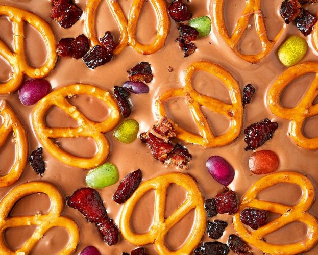 Milk chocolate bark with pretzels
