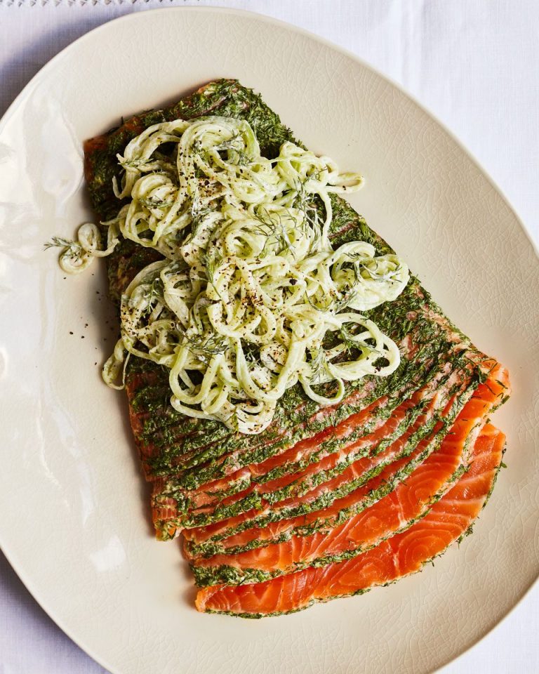 Salmon gravadlax