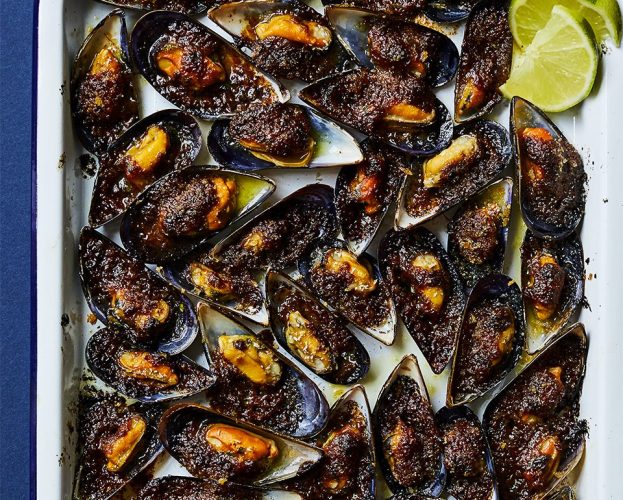 Ginger miso mussels