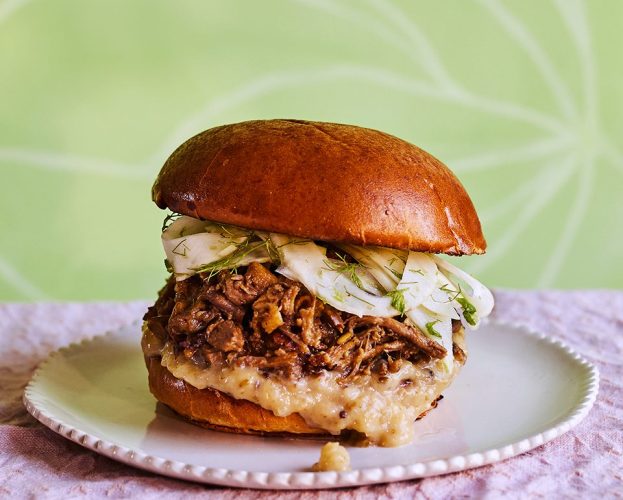 pulled pork buns
