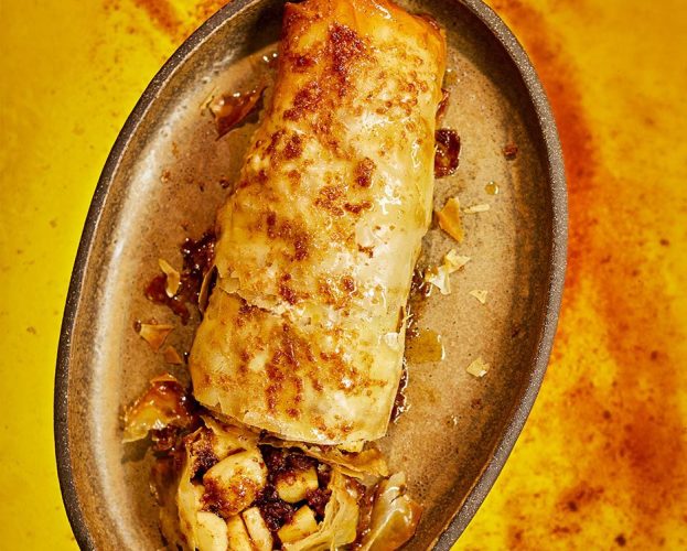 Pear strudel